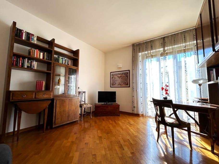 Appartement Il Fiorino Di Careggi à Florence Extérieur photo
